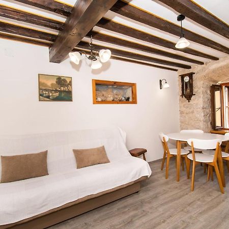 Apartment Rustika Skradin Bagian luar foto