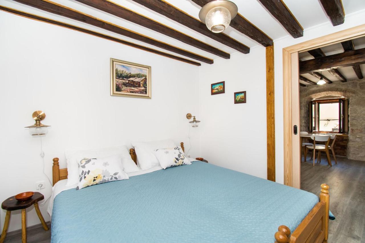 Apartment Rustika Skradin Bagian luar foto