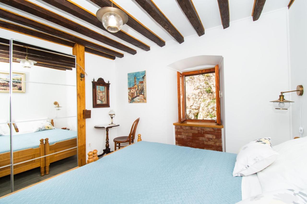 Apartment Rustika Skradin Bagian luar foto