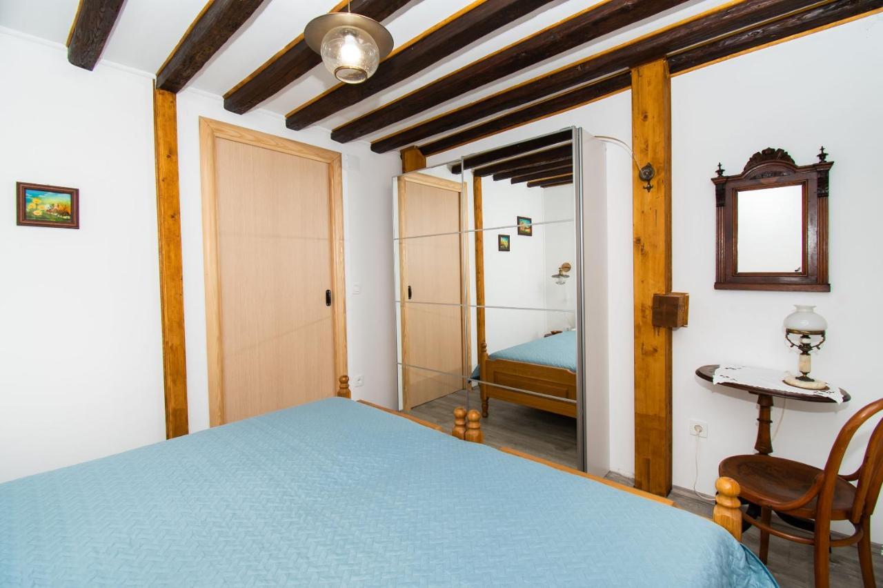 Apartment Rustika Skradin Bagian luar foto