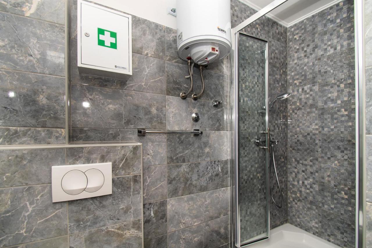 Apartment Rustika Skradin Bagian luar foto